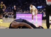 南宫体育-巴特勒关键节点出色防守，篮网带队取胜！的简单介绍