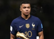 南宫体育-姆巴佩迎来十赛季高光表现，美国队球迷沸腾！的简单介绍