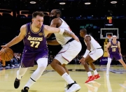 NG SPORTS-东契奇在快船比赛中回归赛场，挺进下一轮引发热议！的简单介绍