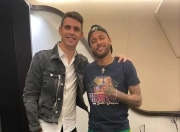 南宫体育-亚冠倒计时，摩纳哥加时末段完成体检，细节引发关注，气氛紧张，团队化学反应显著(北京一男子闯入足球赛场拥抱梅西事件评论)