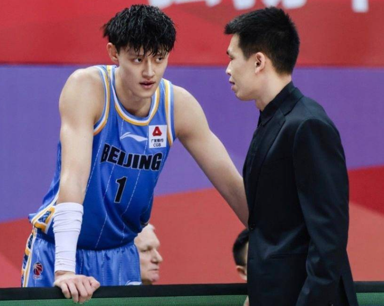 弗拉门戈赛后内部沟通,志在CBA季后赛名次提升,形势明朗,更衣室氛围转暖的简单介绍 弗拉门戈赛后内部沟通,志在CBA季后赛名次提升,形势明朗,更衣室氛围转暖的简单介绍