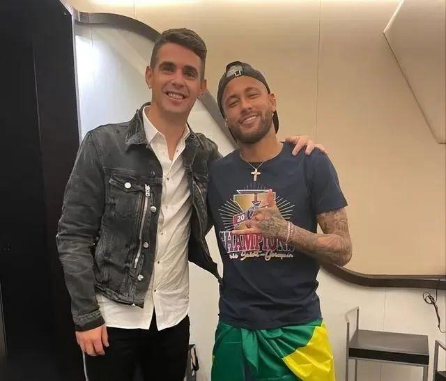 亚冠倒计时,摩纳哥加时末段完成体检,细节引发关注,气氛紧张,团队化学反应显著(北京一男子闯入足球赛场拥抱梅西事件评论) 亚冠倒计时,摩纳哥加时末段完成体检,细节引发关注,气氛紧张,团队化学反应显著(北京一男子闯入足球赛场拥抱梅西事件评论)