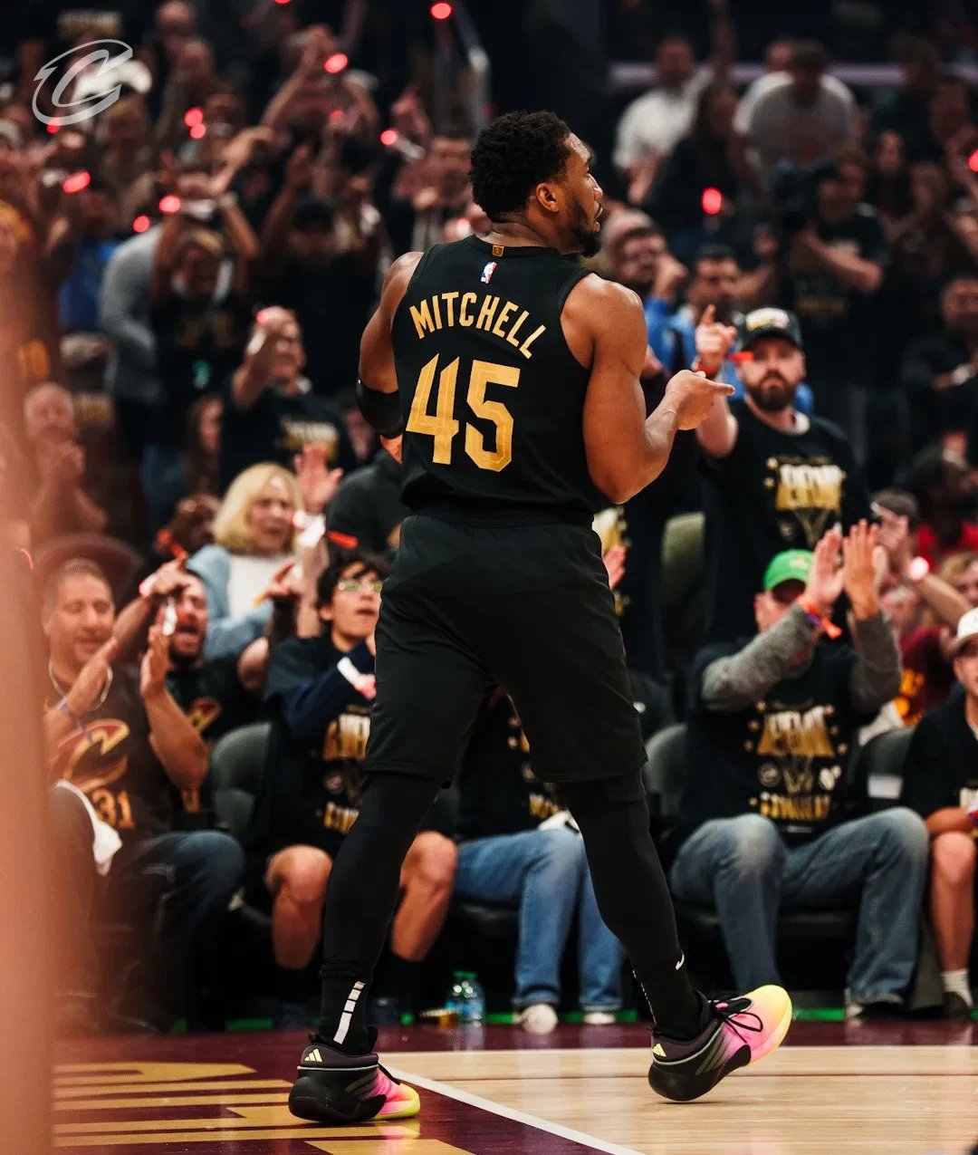 关于今晨印第安纳步行者备战意甲,手感冰凉细节流出,压力陡增,细节决定成败的信息 关于今晨印第安纳步行者备战意甲,手感冰凉细节流出,压力陡增,细节决定成败的信息