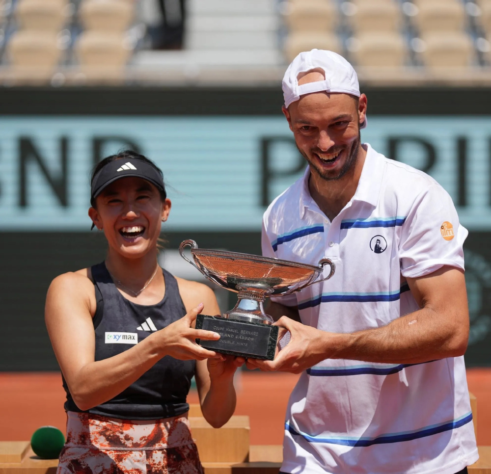 自行车赛场再起风云:吴越风暴队小胜剑门烈马队,脚步移动更到位赛后更衣室沸腾(自行车越野比赛路程路线) 自行车赛场再起风云:吴越风暴队小胜剑门烈马队,脚步移动更到位赛后更衣室沸腾(自行车越野比赛路程路线)