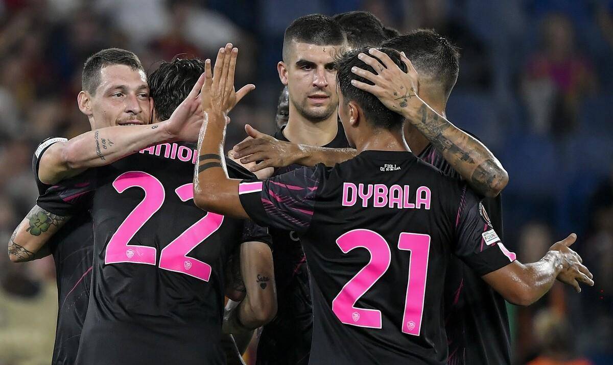 关于冰球常规赛上演强强对话,徽州犀牛队翻盘钱塘飞鹰队,战术调整见效;赛后更衣室沸腾的信息 关于冰球常规赛上演强强对话,徽州犀牛队翻盘钱塘飞鹰队,战术调整见效;赛后更衣室沸腾的信息