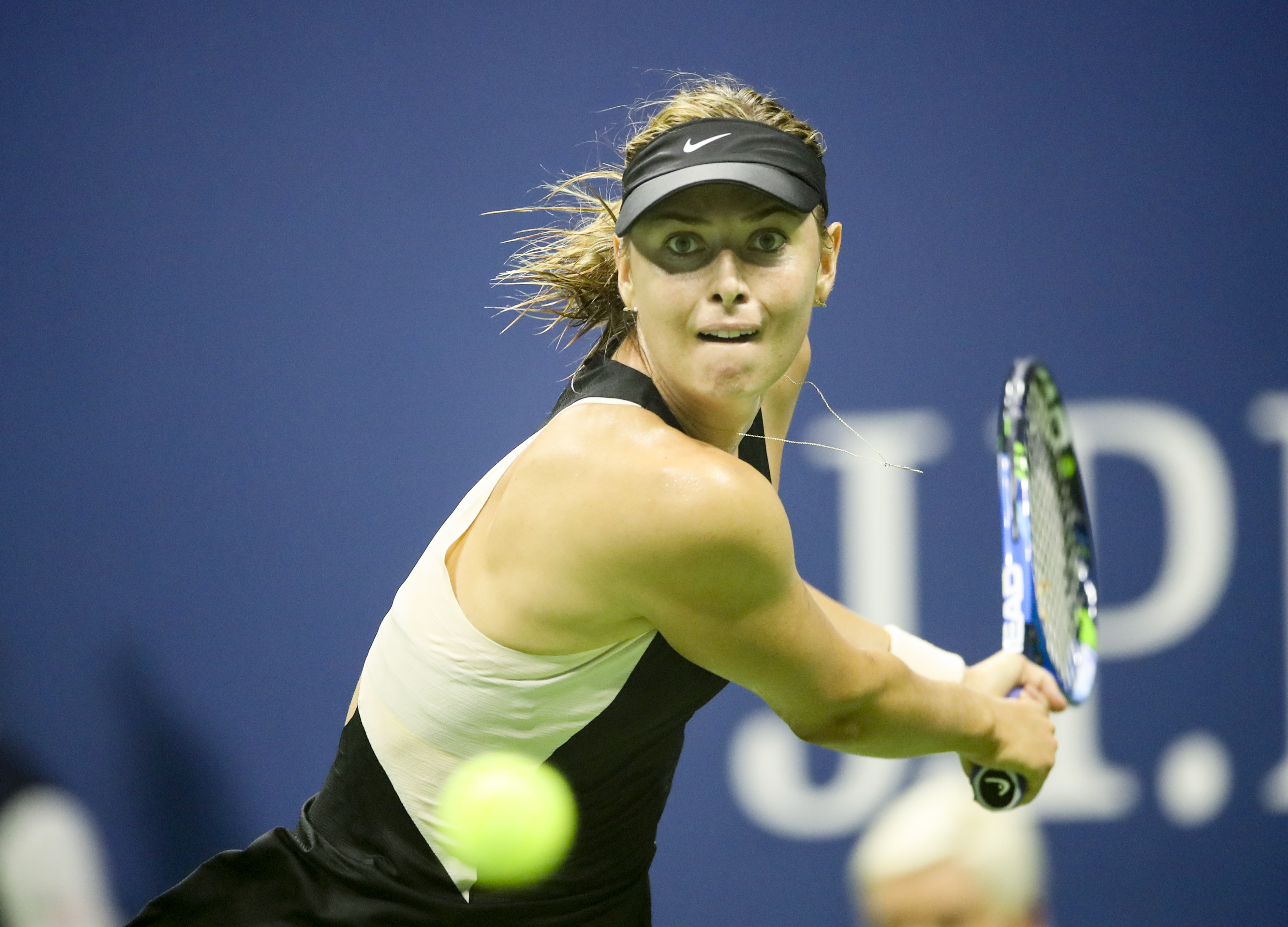 领先优势明显引发热议！，莎拉波娃在DWG比赛中领先优势明显赛场气氛高涨(精准波段买卖点指标源码)