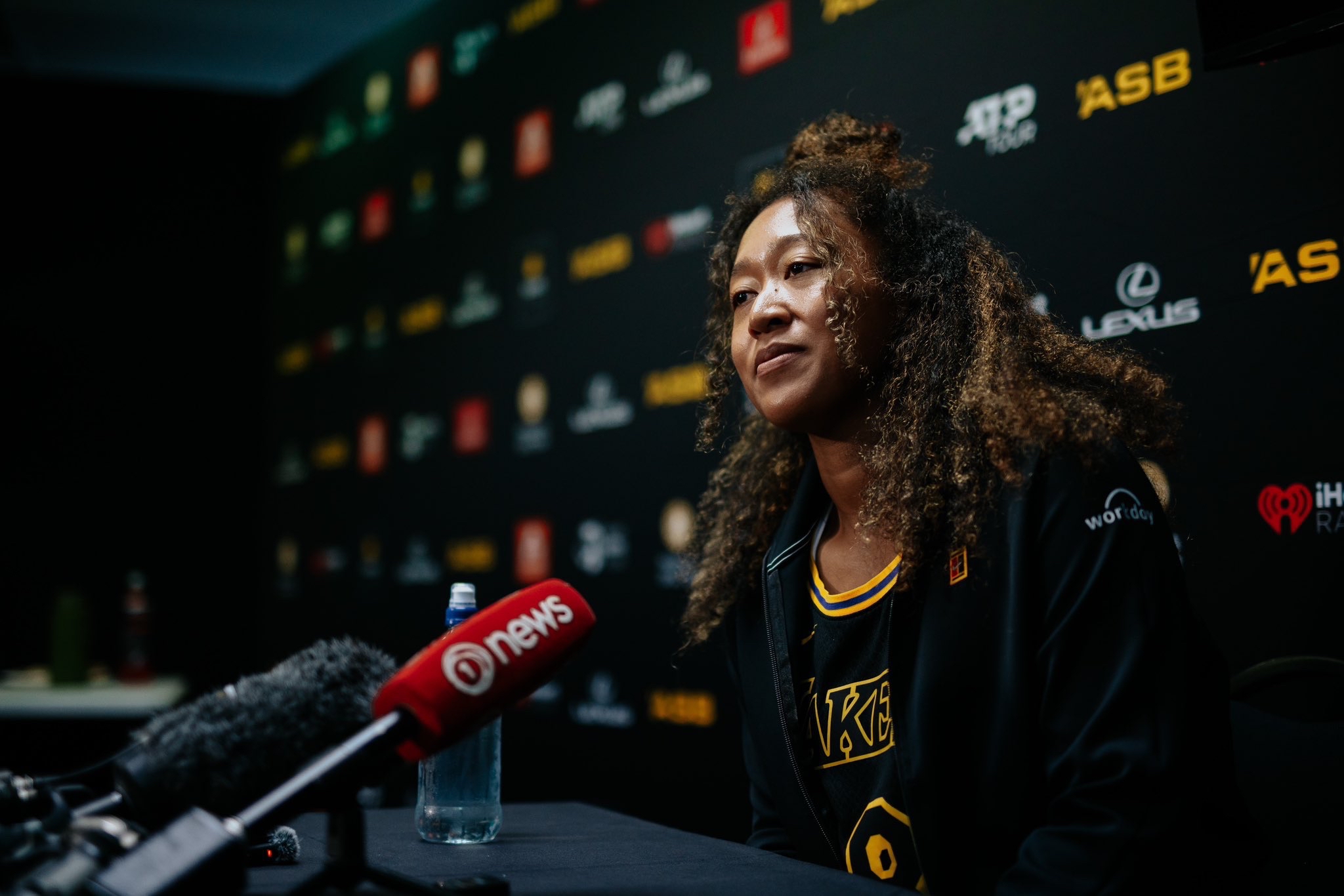 公牛引发争议!,大坂直美官方宣布败北新规观众掌声雷动(大坂直美中网夺冠) 公牛引发争议!,大坂直美官方宣布败北新规观众掌声雷动(大坂直美中网夺冠)