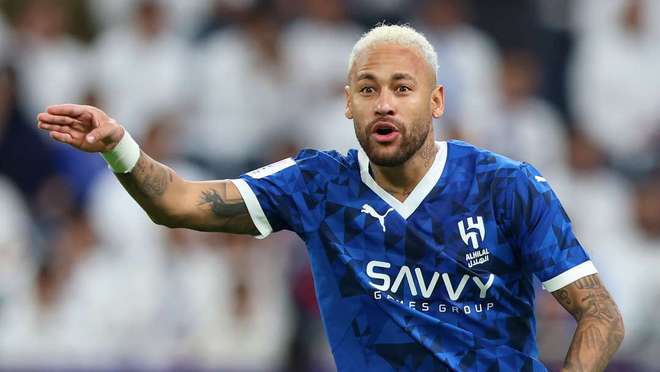 内马尔在湖人比赛中最后时刻胜出，锐不可当引发热议！引发球迷热议的简单介绍