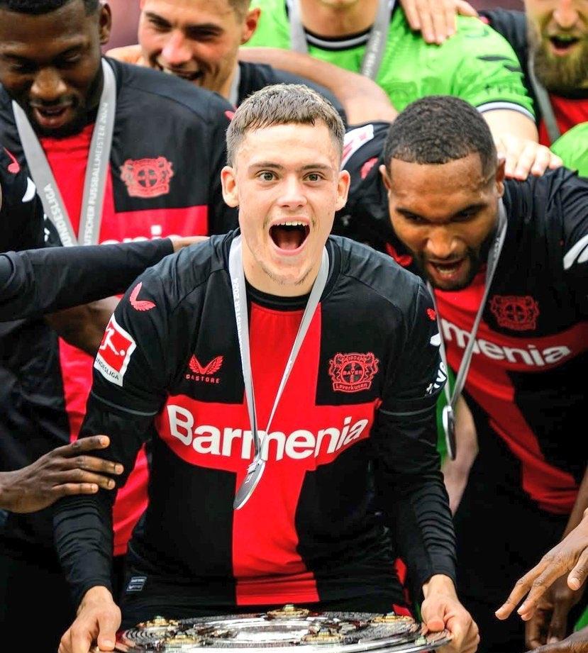 赛地聚焦：德甲窗口期热度飙升，利物浦临场应变，球迷炸锅，轮换策略成焦点(德甲客场积分榜最新)