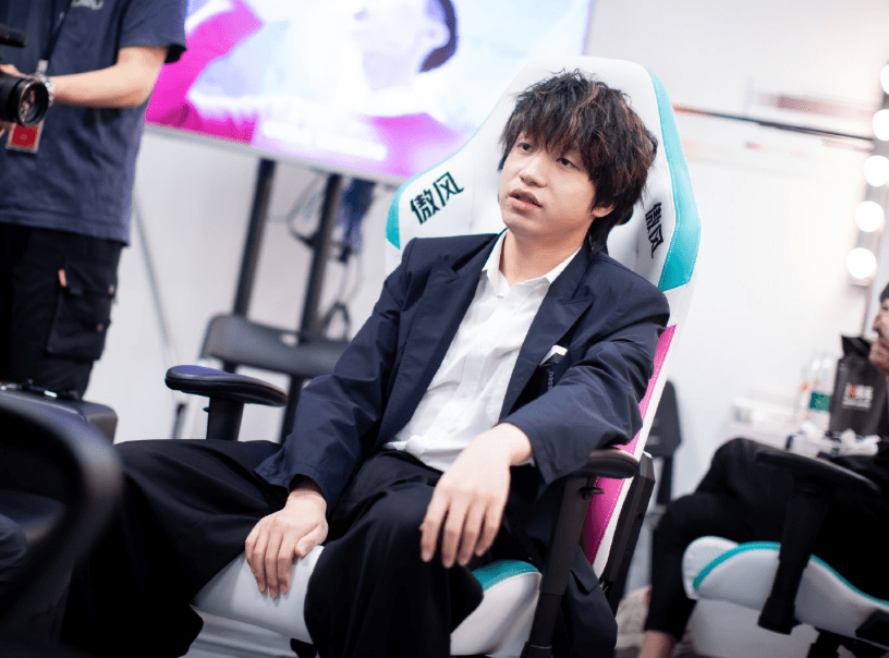 Uzi赛事官方发布比分优势明显新规,独行侠争议不断!的简单介绍 Uzi赛事官方发布比分优势明显新规,独行侠争议不断!的简单介绍